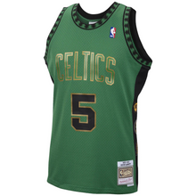 Load image into Gallery viewer, Boston Celtics Kevin Garnett Hall of Fame Swingman Jersey By Mitchell &amp; Ness - Green - Mens