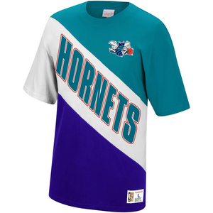 Charlotte Hornets Mitchell & Ness Play by Play T-Shirt - Mens