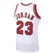 Load image into Gallery viewer, Chicago Bulls Michael Jordan 1996 Home Authentic Jersey By Mitchell &amp; Ness - Mens
