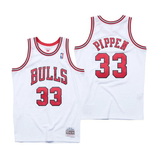Chicago Bulls Scottie Pippen Swingman Jersey by Mitchell & Ness - Mens