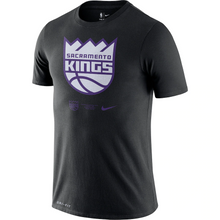 Load image into Gallery viewer, Sacramento Kings Nike Dri-fit Essential Logo T-Shirt - Mens