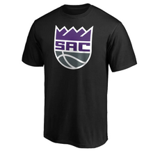 Load image into Gallery viewer, Men&#39;s Fanatics Branded De&#39;Aaron Fox Black Sacramento Kings Team Playmaker Name &amp; Number T-Shirt